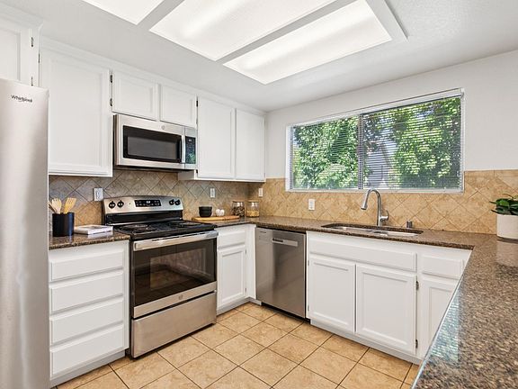 3rd image of 32 Salvatore Drive