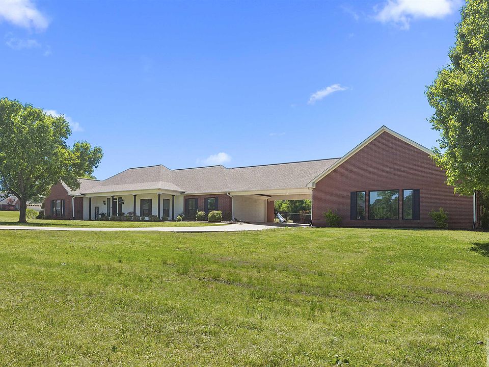 1st image of 1080 Beaver Lake Dr