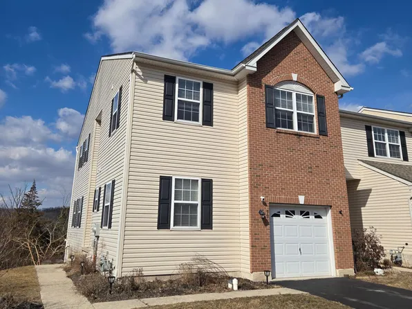 99 Green View Dr, Pottstown, PA 19464