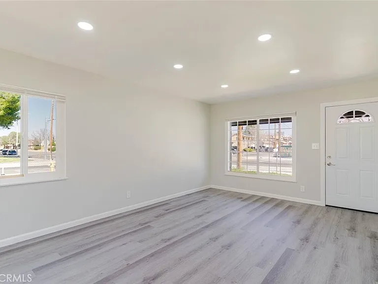 44961 5th St E — Photo 5