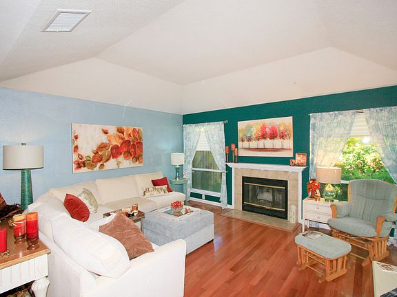 3rd image of 4829 Brittney Lee Ct