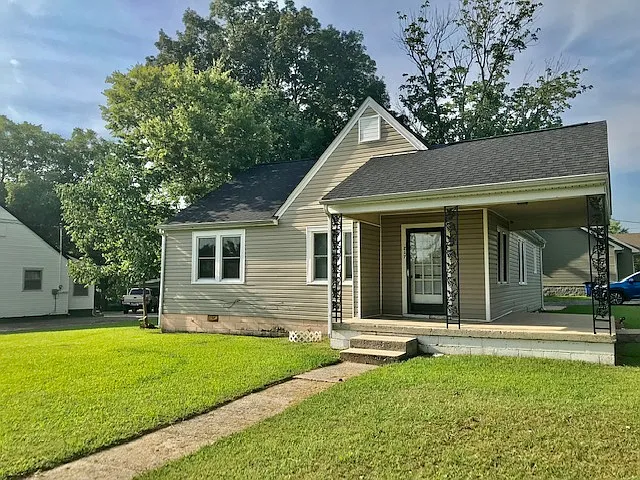 3 bed, 1474 sqft, $1,575 — Photo 1