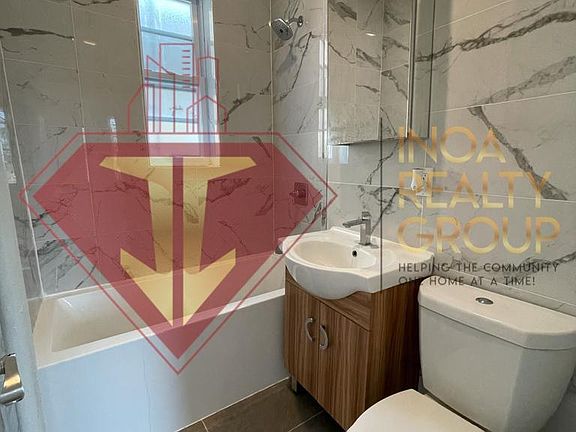 5th image of 943 Pavonia Ave #42