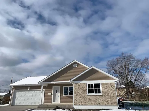4914 37th AVENUE, Kenosha, WI 53144