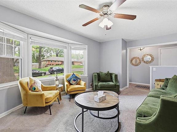 3rd image of 6316 Hedges Ave
