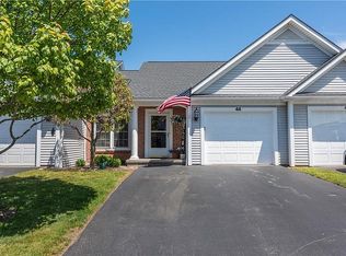 44 Amberwood Pl, Rochester, NY 14626