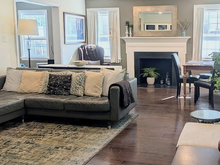 293 Meeting House Ln — Photo 6