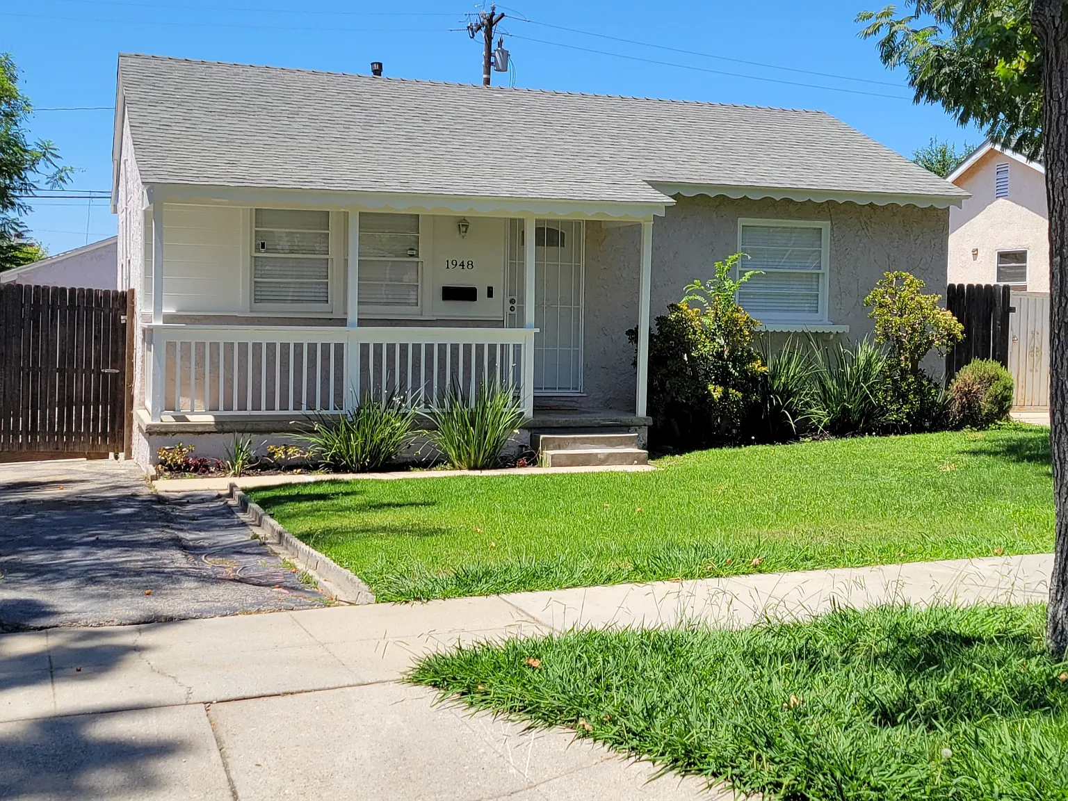 2 bed, 873 sqft, $3,500 — Photo 2