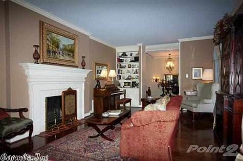 2nd image of 315 Schoolwood Ln