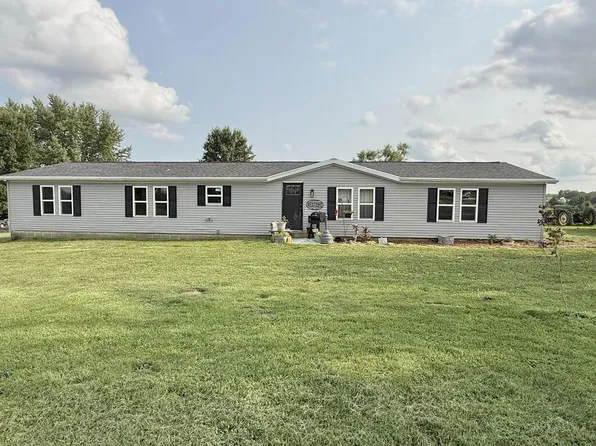 1114 E Wilson St, Marceline, MO 64658