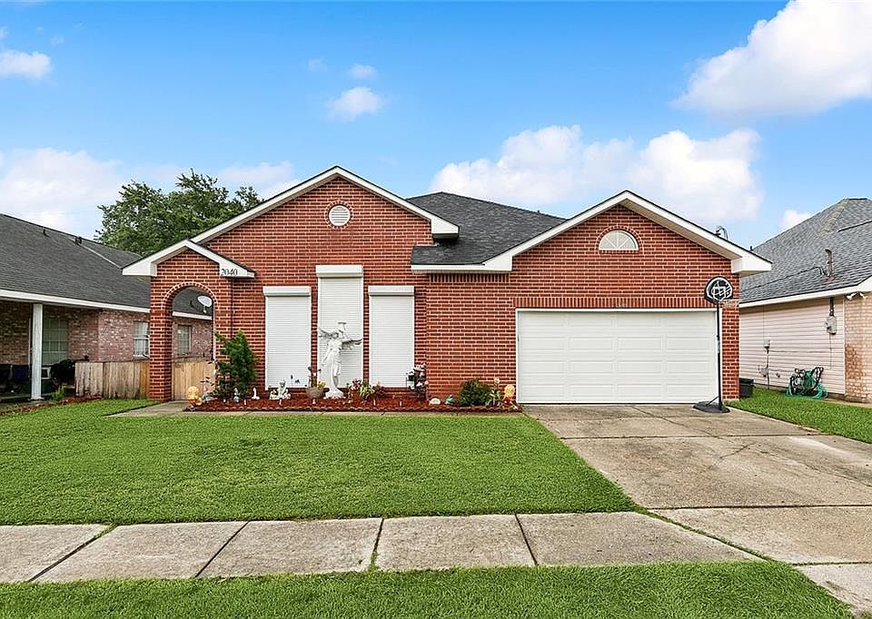 1st image of 2040 Black Oak Dr