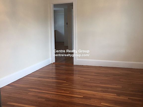 22 Upham Newton Unit Photo 9