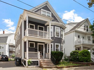 9 Glover St #1, Salem, MA, 01970