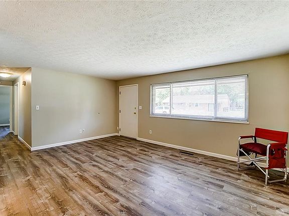 5th image of 2220 Los Arrow Dr