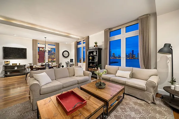 Sold by Compass | media 16