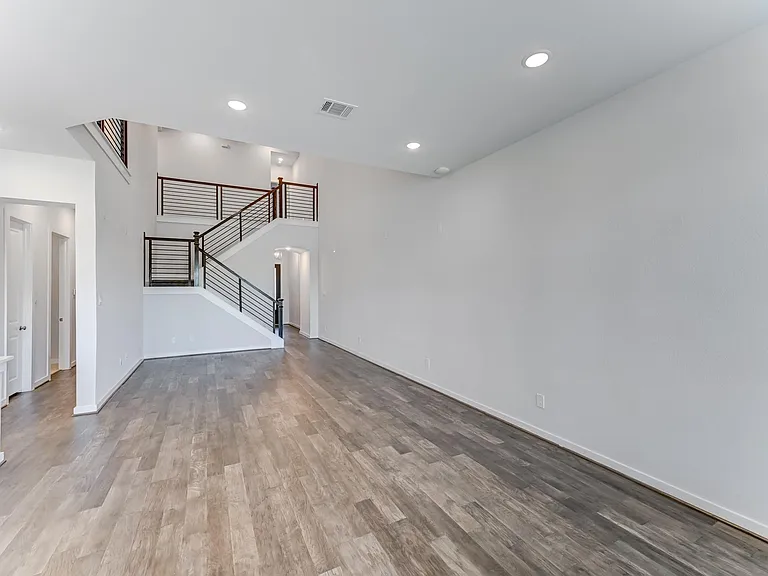 6570 Scarlet Pond Ln — Photo 13