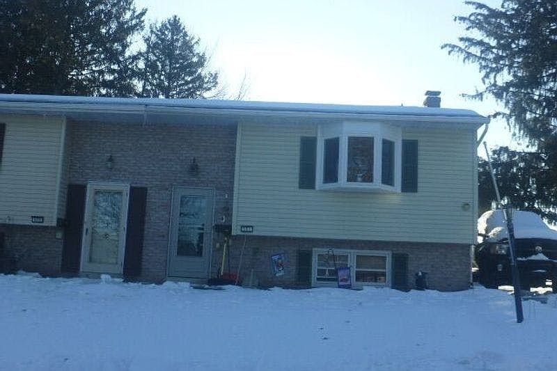 1st image of 527 Golden St