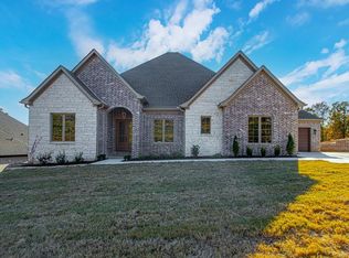 997 Fern Ridge Rd, Sherwood, AR 72120