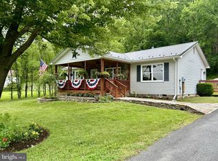 135 Isaac St, Wardensville, WV 26851