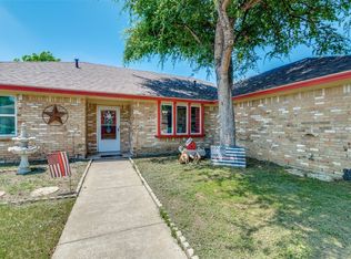 2600 Ashbury Dr, Arlington, TX 76015