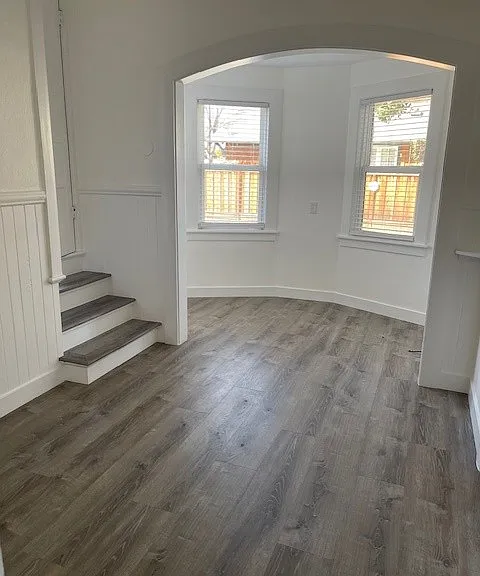 657 Everett Ave #7 — Photo 4
