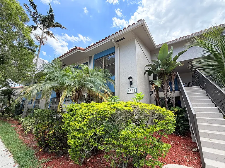 1541 Windorah Way #E — Photo 1