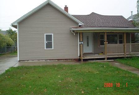 1st image of 709 E Lundy St
