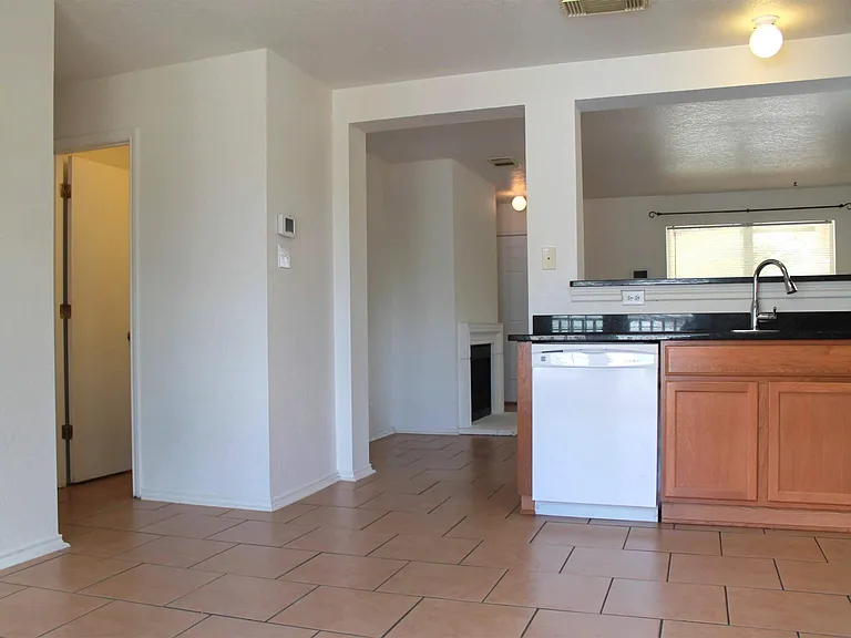 959 Marble Point — Photo 8