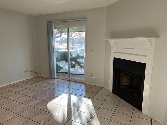 2nd image of 2300 W Persimmon St #25