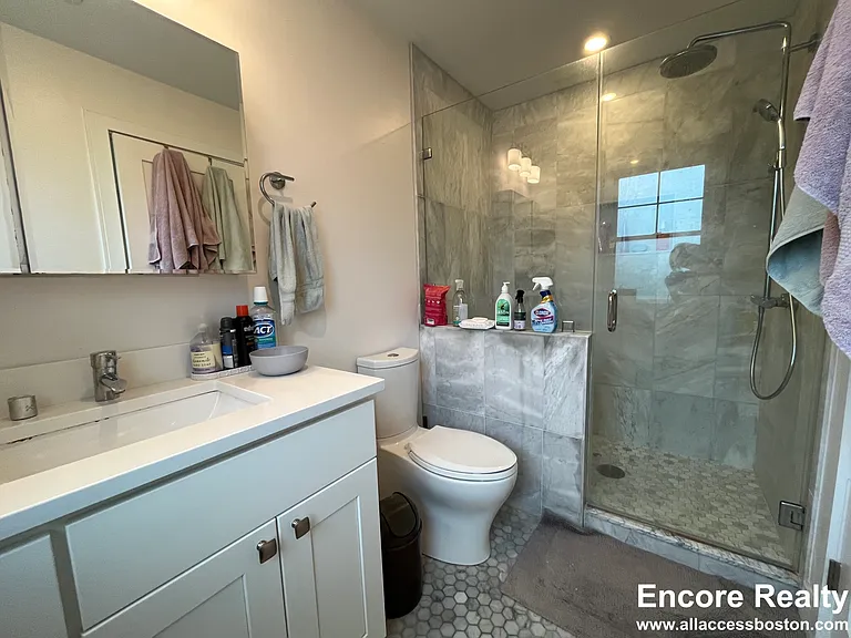32 Cummins Hwy #4 — Photo 41