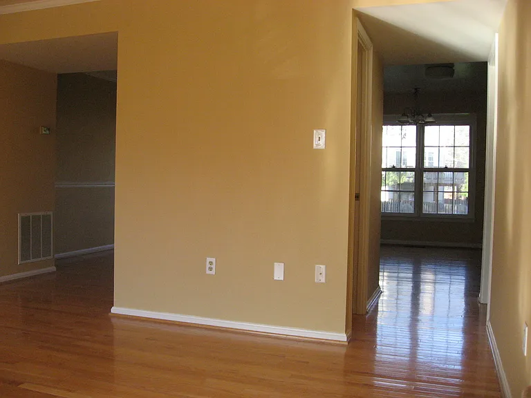10481 Malone Ct — Photo 3