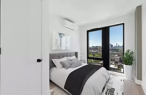 Rented by REAL New York | media 3