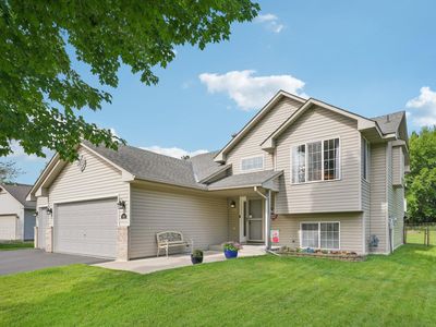 601 Heritage Trl, Jordan, MN, 55352