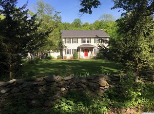 533 Ackert Hook Rd, Rhinebeck, NY 12572