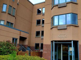 206 Nelson Ct, Edgewater, NJ 07020