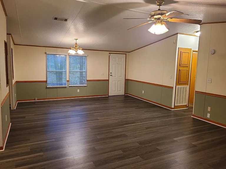 10501 SW State Hwy #45 — Photo 11