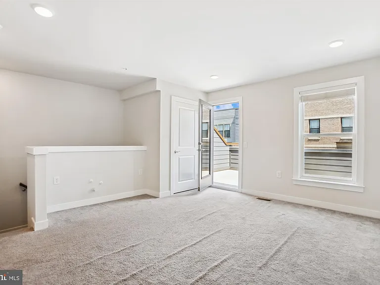 13340 Sherwood Park Ln — Photo 24