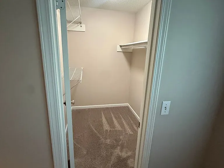 3346 Oak Trees Ct — Photo 18