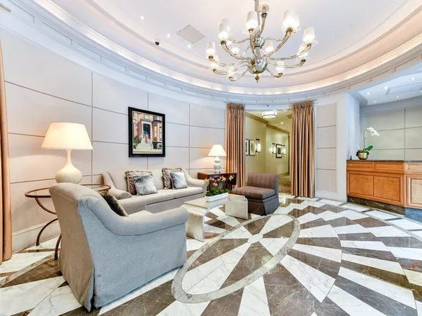 303 Columbus Ave #403, Boston, MA 02116
