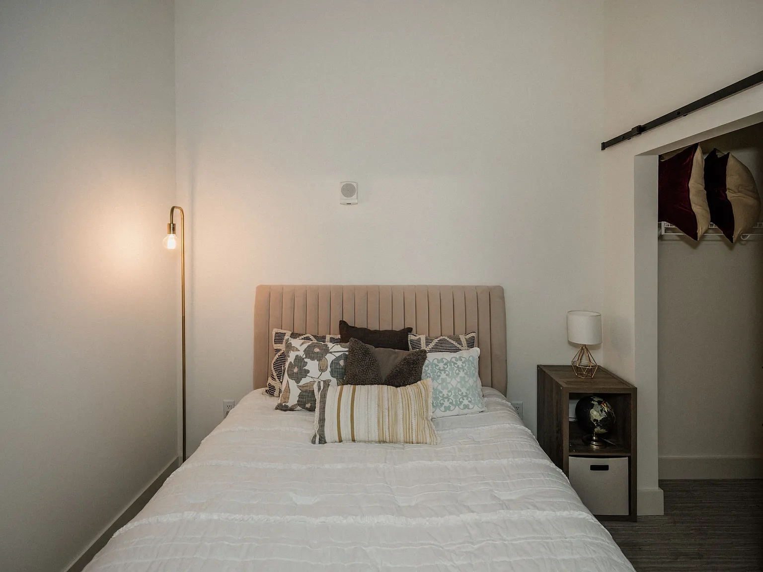 Maxwell Lofts — Photo 4
