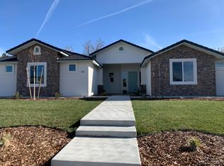 406 Savannah Pl, Tehachapi, CA 93561