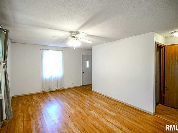 5th image of 4819 N Nelson Dr
