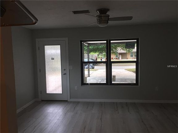 4th image of 922 S Brink Ave