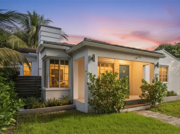 555 NE 73rd St, Miami, FL 33138