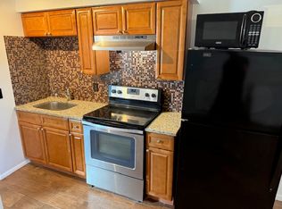 2154 18th Ave SW APT 3, Largo, FL 33774