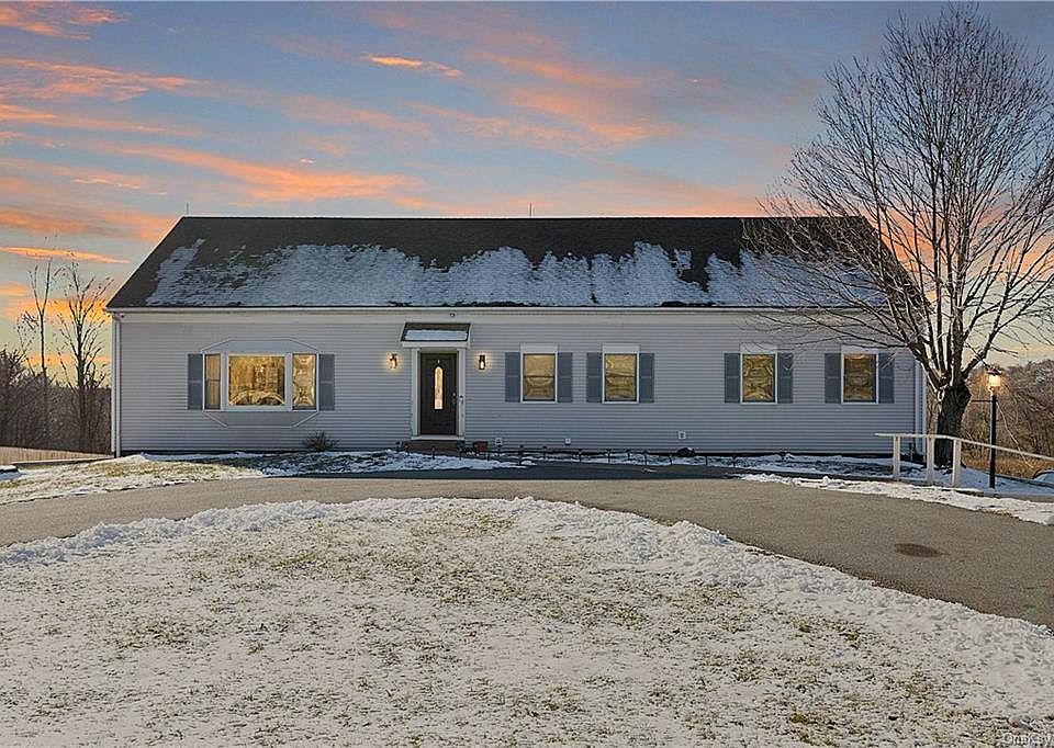 1st image of 46 Boniello Dr
