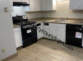 516 E Locust St APT 3, Lodi, CA