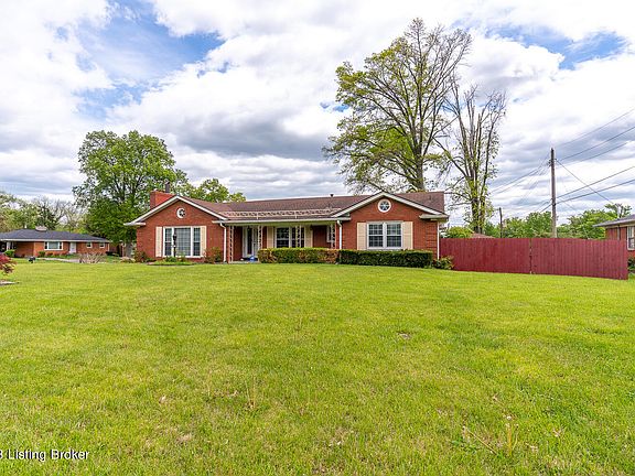 4th image of 1926 Meadowcreek Dr