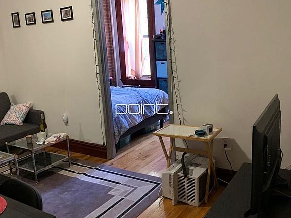 3rd image of 324 E 94th St APT 4R