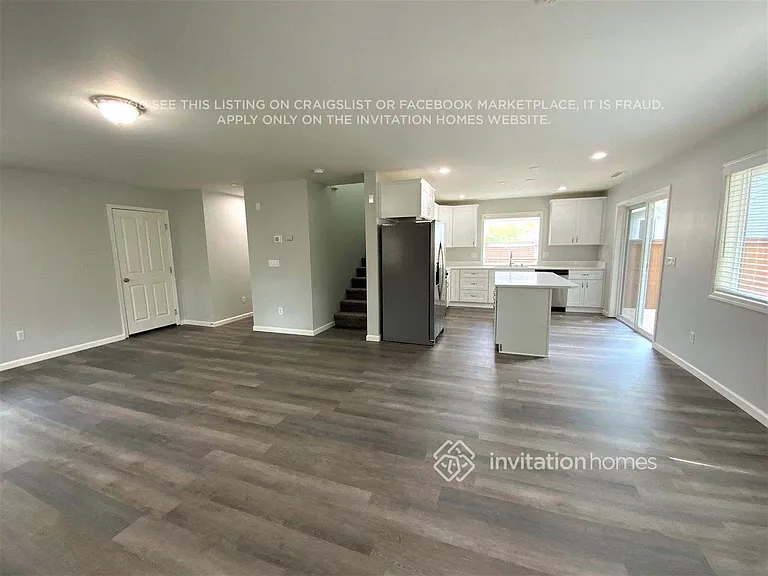 1245 Griggs St — Photo 9